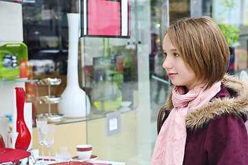 Image showing Teenage girl shopping