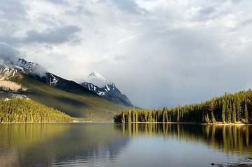 Image showing Maligne lake