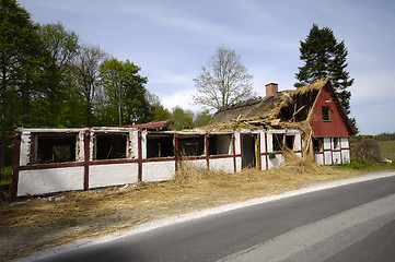 Image showing Old house in ruin