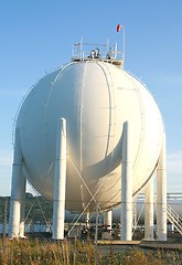 Image showing Gas container