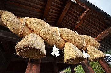 Image showing Sacred Straw Rope in front of the Prayer Hall of Izumo-taisha