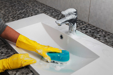 Image showing housework in bathroom