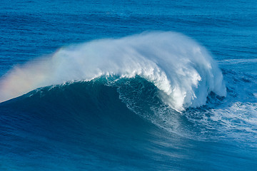 Image showing Wave breaking in Nazare