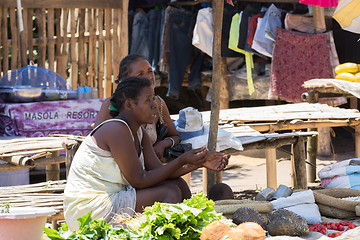 Image showing Malagasy peoples on marketplace in Madagascar