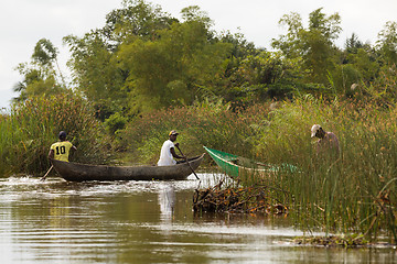 Image showing Everyday life in madagascar countryside on river