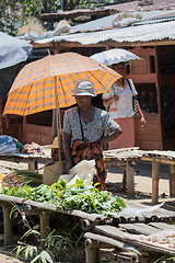 Image showing Malagasy peoples on marketplace in Madagascar