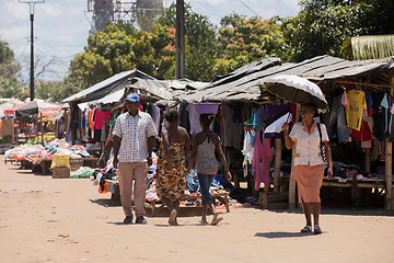 Image showing Malagasy peoples on marketplace in Madagascar