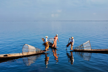 Image showing  Traditional Burmese fisherman at Inle lake, Myanmar