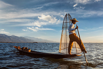 Image showing  Traditional Burmese fisherman at Inle lake, Myanmar