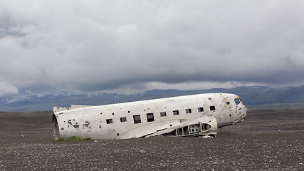 Image showing The abandoned wreck of a US military plane on Southern Iceland