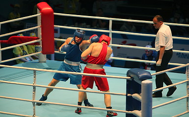 Image showing boxing blow to the head