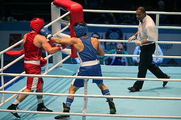 Image showing  kick hand to head