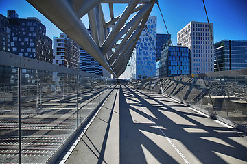 Image showing Akrobaten pedestrian bridge in Oslo, Norway