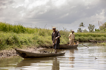 Image showing Everyday life in madagascar countryside on river