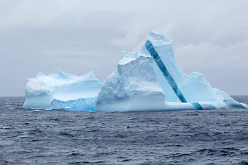 Image showing Iceberg with stripe