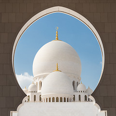 Image showing Sheikh Zayed Grand Mosque, Abu Dhabi, United Arab Emirates.