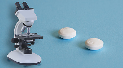 Image showing Two aspirin pills