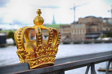 Image showing Skeppsholmsbron (Skeppsholm Bridge) with Golden Crown on a bridg