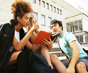 Image showing cute group teenages at the building of university