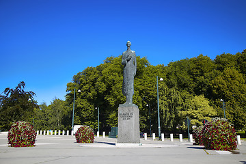 Image showing OSLO, NORWAY – AUGUST 17, 2016: Statue of King Haakon VII of N