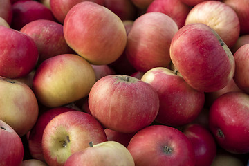 Image showing Apples at the market