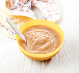 Image showing bowl of pureed apple