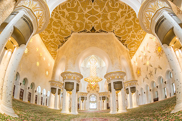 Image showing Interior of Sheikh Zayed Grand Mosque, Abu Dhabi, United Arab Emirates.