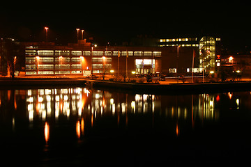 Image showing Choppingsenter by night,