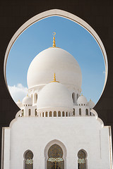 Image showing Sheikh Zayed Grand Mosque, Abu Dhabi, United Arab Emirates.