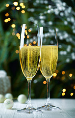 Image showing two glasses of champagne