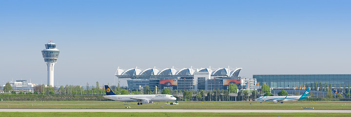 Image showing Panoramic view of Munich international airport with taxiing pass