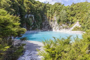 Image showing volcanic lake at waimangu