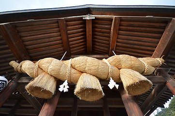 Image showing Sacred Straw Rope in front of the Prayer Hall of Izumo-taisha