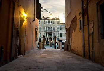 Image showing Narrow street in Venice