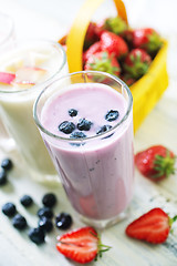 Image showing yogurt with berries