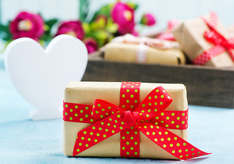 Image showing presents