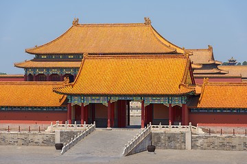 Image showing Traditional Chinese building under blue sky