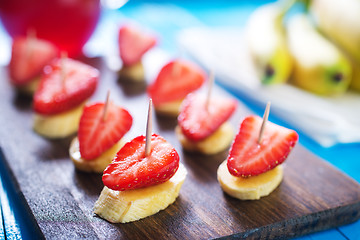 Image showing canape with fruits