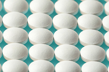 Image showing white medicine pills