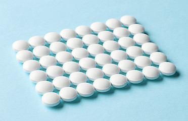 Image showing white medicine pills