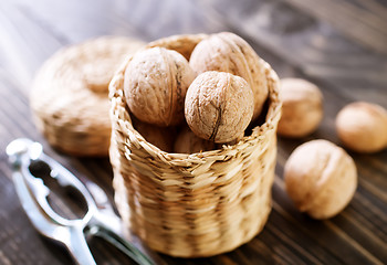 Image showing walnuts