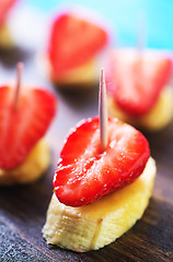 Image showing canape with fruits