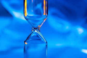 Image showing Empty hourglass