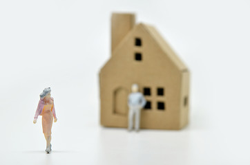 Image showing Women is leaving her man and house