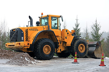 Image showing Volvo L150E Wheel Loader at Road Construction Site