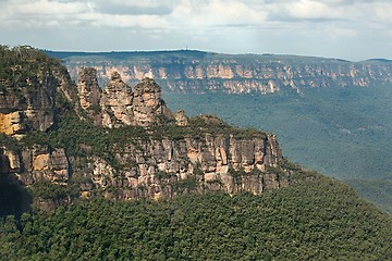 Image showing The Three Sisters in the Blue mountains