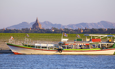 Image showing Boats and pagoda