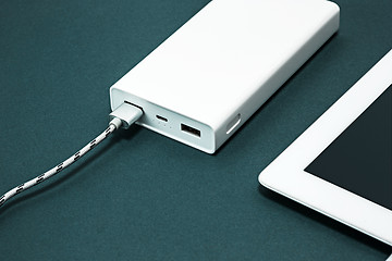 Image showing Power bank and laptop