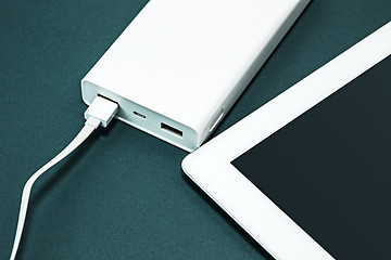 Image showing Power bank and laptop