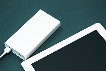 Image showing Power bank and laptop